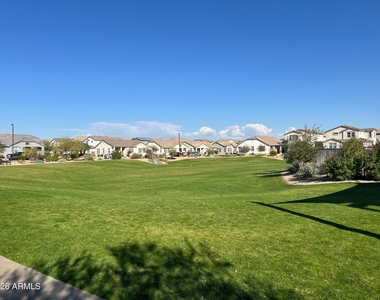 14274 W Bronco Trail - Photo Thumbnail 25