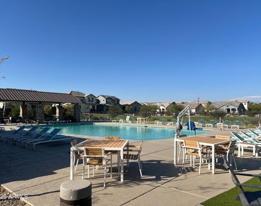 14274 W Bronco Trail - Photo Thumbnail 22