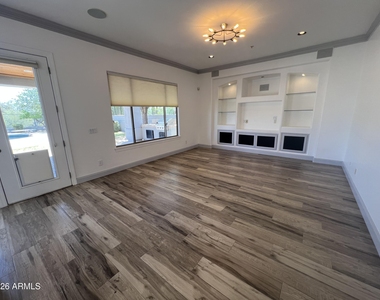 23003 N 77th Way - Photo Thumbnail 15