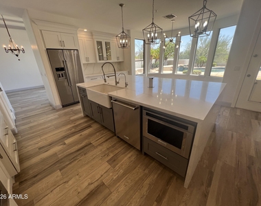 23003 N 77th Way - Photo Thumbnail 14