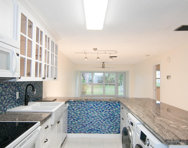 13741 Flora Place - Photo Thumbnail 3