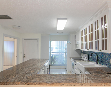 13741 Flora Place - Photo Thumbnail 5
