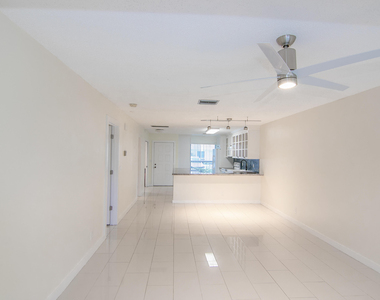 13741 Flora Place - Photo Thumbnail 9