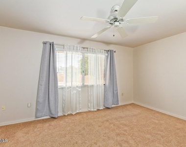 19802 N Concho Circle - Photo Thumbnail 10