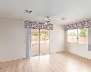 19802 N Concho Circle - Photo Thumbnail 6