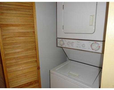 3640 N 56th Avenue - Photo Thumbnail 8