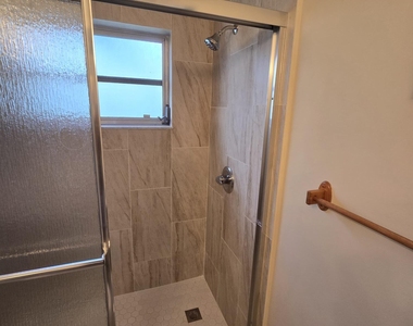 5126 Lakefront Boulevard - Photo Thumbnail 14