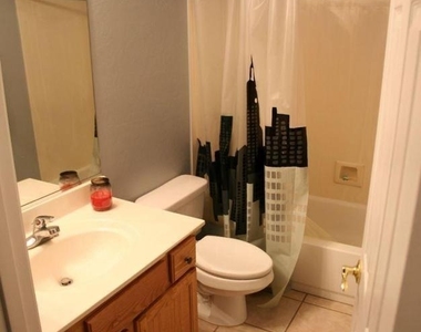 12710 W Earll Drive - Photo Thumbnail 13