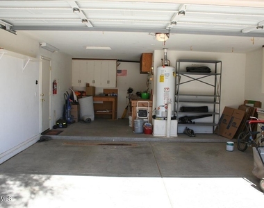 12710 W Earll Drive - Photo Thumbnail 6