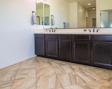 3498 E Patrick Street - Photo Thumbnail 11