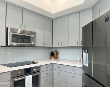 10222 E Southwind Lane - Photo Thumbnail 1