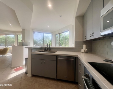 10222 E Southwind Lane - Photo Thumbnail 3