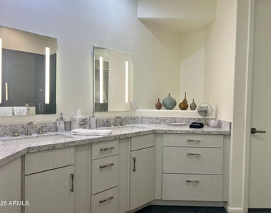 10222 E Southwind Lane - Photo Thumbnail 11