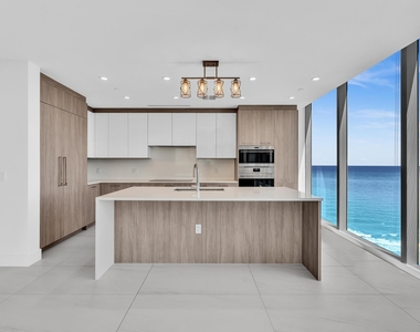 151 N Seabreeze Boulevard - Photo Thumbnail 8