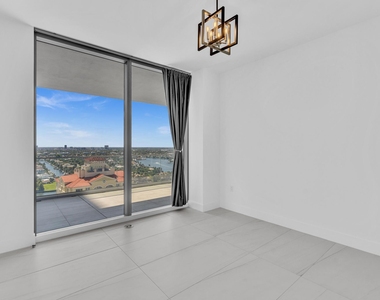 151 N Seabreeze Boulevard - Photo Thumbnail 41