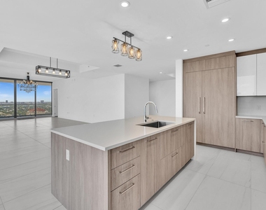 151 N Seabreeze Boulevard - Photo Thumbnail 37