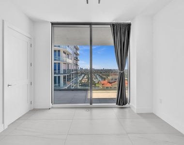 151 N Seabreeze Boulevard - Photo Thumbnail 42