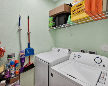 3125 Shelby Way - Photo Thumbnail 18