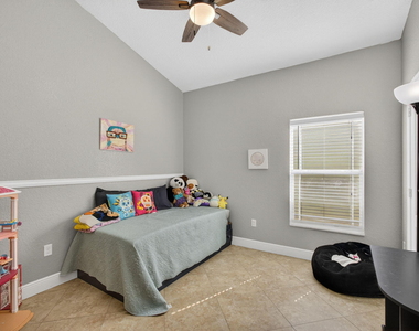 3125 Shelby Way - Photo Thumbnail 16