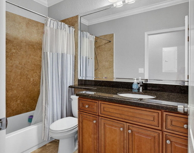 3125 Shelby Way - Photo Thumbnail 11