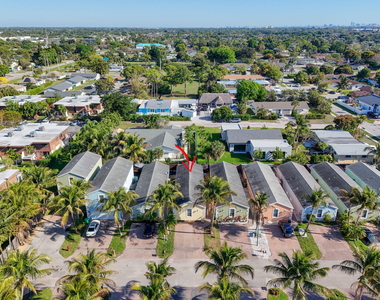 3125 Shelby Way - Photo Thumbnail 24