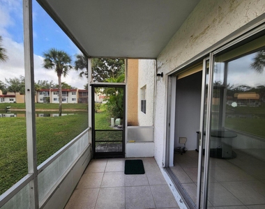 314 Lake Dora Drive - Photo Thumbnail 4