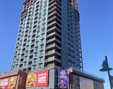 310 S 4th Street - Photo Thumbnail 20