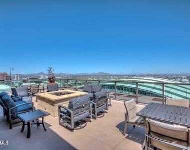 310 S 4th Street - Photo Thumbnail 16