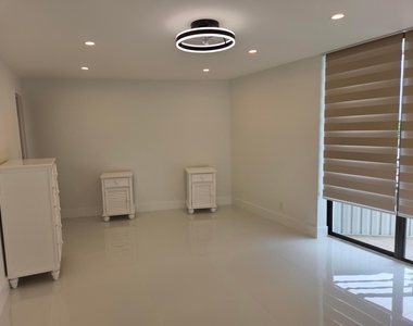 1357 Ne Ocean Boulevard - Photo Thumbnail 16
