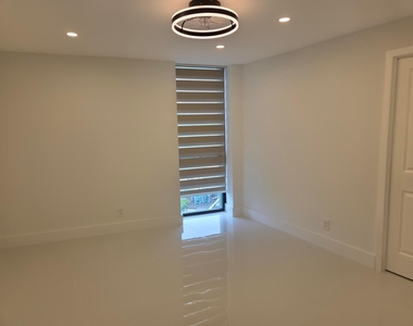 1357 Ne Ocean Boulevard - Photo Thumbnail 19