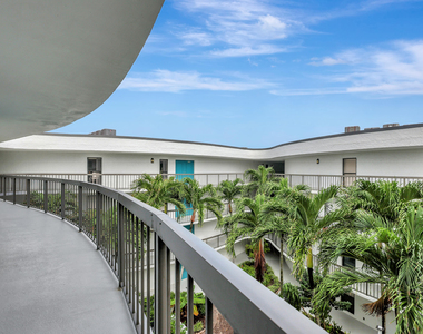 1357 Ne Ocean Boulevard - Photo Thumbnail 1