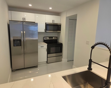 1357 Ne Ocean Boulevard - Photo Thumbnail 21