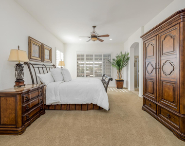 4176 E Clubview Drive - Photo Thumbnail 10