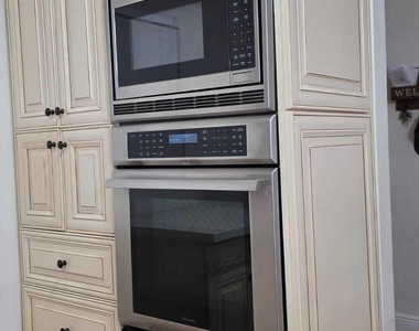 100 Ashbury Road - Photo Thumbnail 8