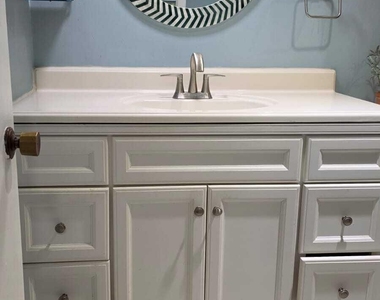 100 Ashbury Road - Photo Thumbnail 16