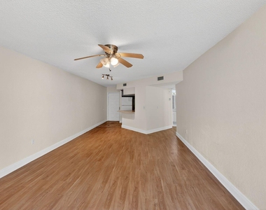 8353 Lake Drive - Photo Thumbnail 3
