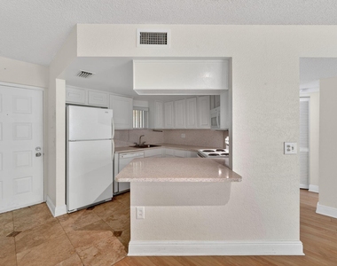 8353 Lake Drive - Photo Thumbnail 6