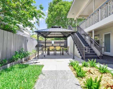 1638 Plunkett Street - Photo Thumbnail 22