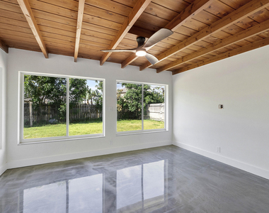 2160 Ne 53rd Street - Photo Thumbnail 21