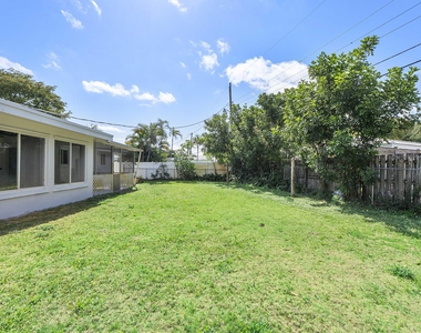 2160 Ne 53rd Street - Photo Thumbnail 39