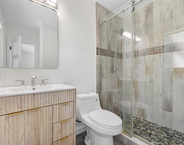 2160 Ne 53rd Street - Photo Thumbnail 30