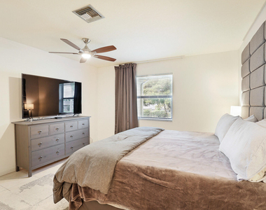 1141 Calamondin Terrace - Photo Thumbnail 12