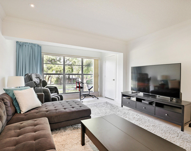1141 Calamondin Terrace - Photo Thumbnail 7