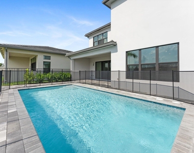 20062 Hirono Lane - Photo Thumbnail 48
