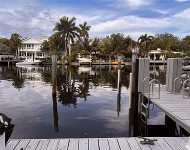 301 Hendricks Isle - Photo Thumbnail 43