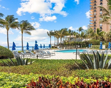 5200 N Ocean Drive - Photo Thumbnail 3