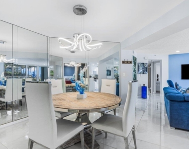 5200 N Ocean Drive - Photo Thumbnail 8