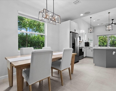 16493 Helix Court - Photo Thumbnail 5