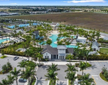 16493 Helix Court - Photo Thumbnail 32