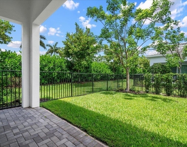 16493 Helix Court - Photo Thumbnail 17